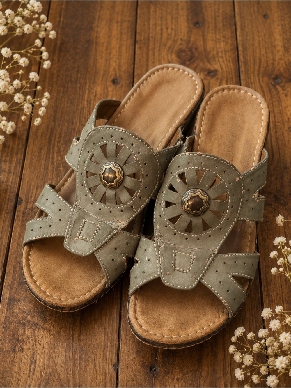 Woven Medallion Slide Sandals SOUL Naturalizer Size 9M Preowned